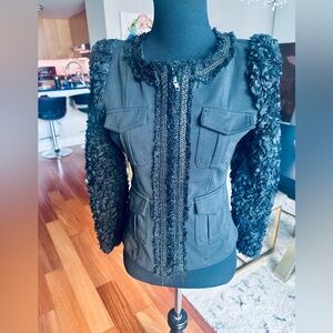 Black Textured Sleeve Zip-Front Women's Jacket